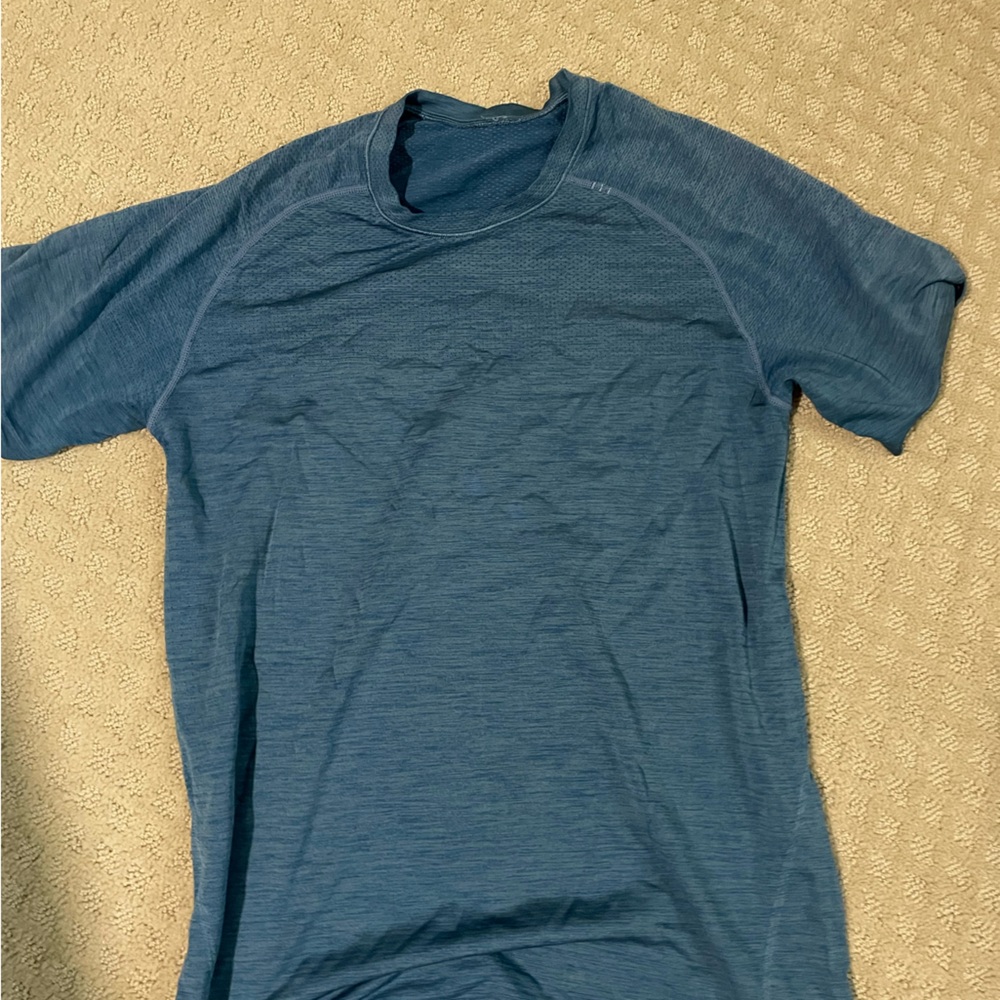 Lululemon shirt